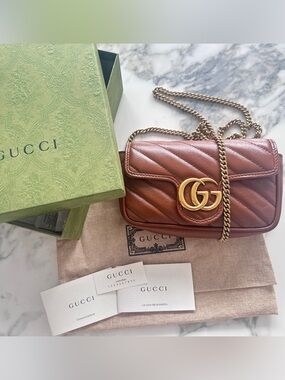 AUTHENTIC Gucci GG Marmont Super mini shoulder bag